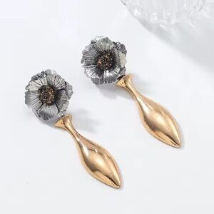 ✨ Just In Zara famous Floral Silver and Gold Drop Earrings